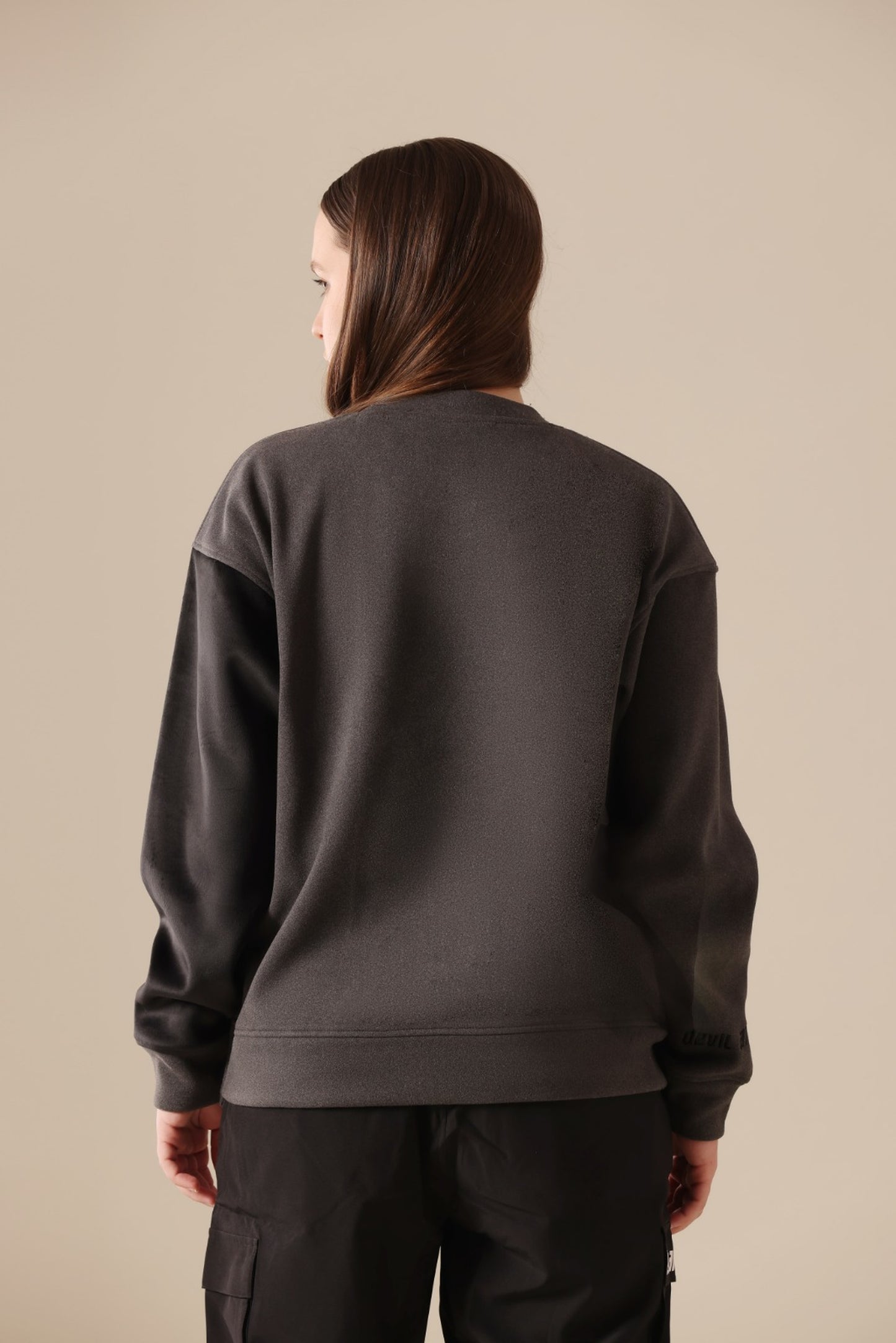 NOT YOUR BASIC SWEATSHIRT - BLACK